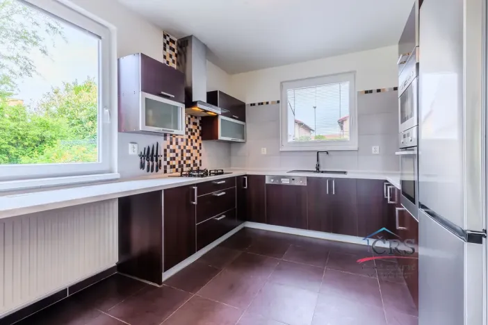 Prodej rodinného domu, Hostivice, 310 m2