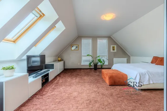 Prodej rodinného domu, Hostivice, 310 m2