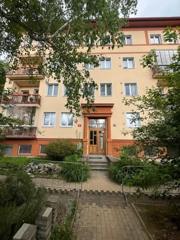 Pronájem bytu 2+1, Praha - Dejvice, Evropská, 62 m2