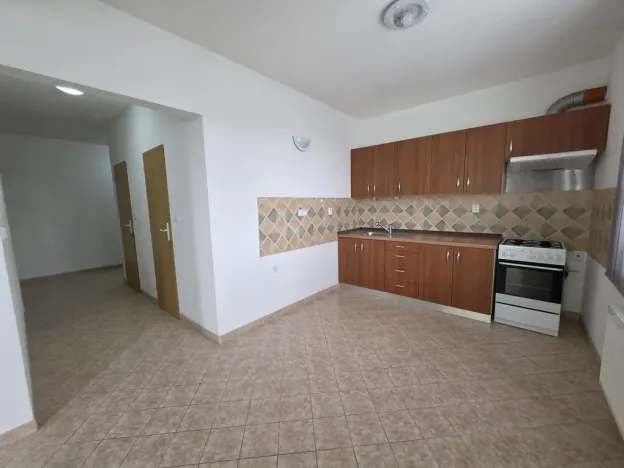 Pronájem bytu 2+kk, Moravské Budějovice, Hloužkova, 65 m2