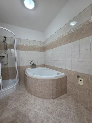 Pronájem bytu 2+kk, Moravské Budějovice, Hloužkova, 65 m2