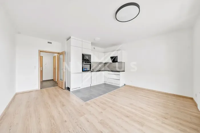 Pronájem bytu 3+kk, Praha - Strašnice, Strančická, 71 m2