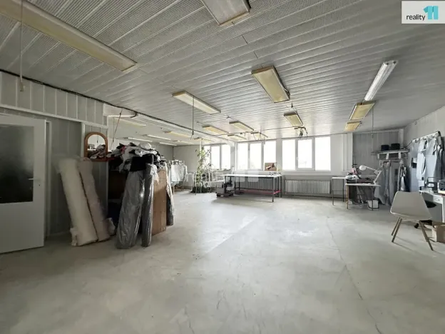 Pronájem výrobních prostor, Napajedla, 2. května, 204 m2