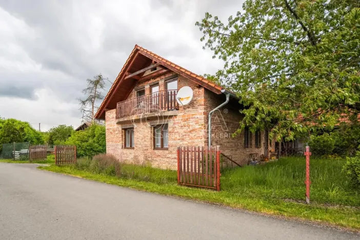 Prodej rodinného domu, Bohuslavice, 239 m2