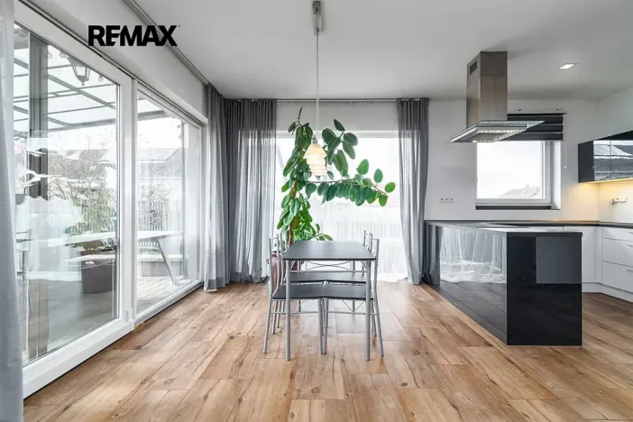 Prodej bytu 4+kk, Česká Bříza, 102 m2