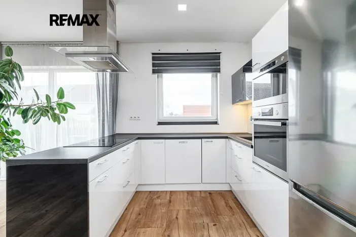 Prodej bytu 4+kk, Česká Bříza, 102 m2