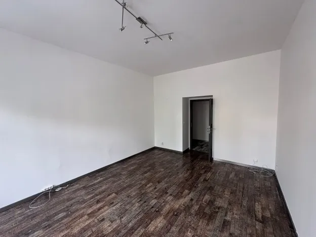 Prodej bytu 3+1, Jičín, Komenského náměstí, 86 m2