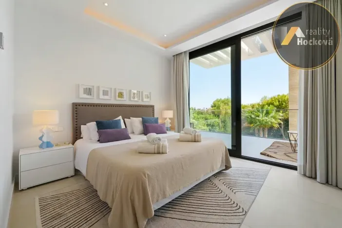 Prodej vily, Marbella, Španělsko, 611 m2