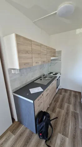 Pronájem bytu 1+kk, Teplice, Maršovská, 32 m2