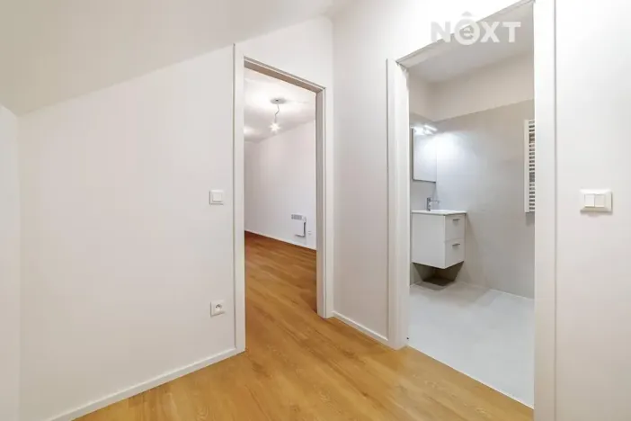 Prodej bytu 1+kk, Praha - Zbraslav, Elišky Přemyslovny, 34 m2
