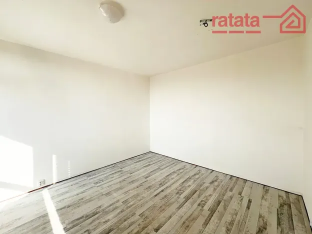 Pronájem bytu 1+1, Chomutov, Březenecká, 33 m2