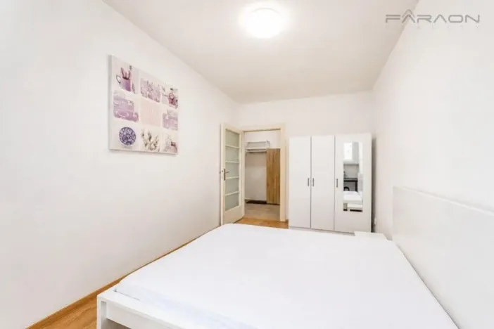 Prodej bytu 2+kk, Praha - Žižkov, Jana Želivského, 42 m2