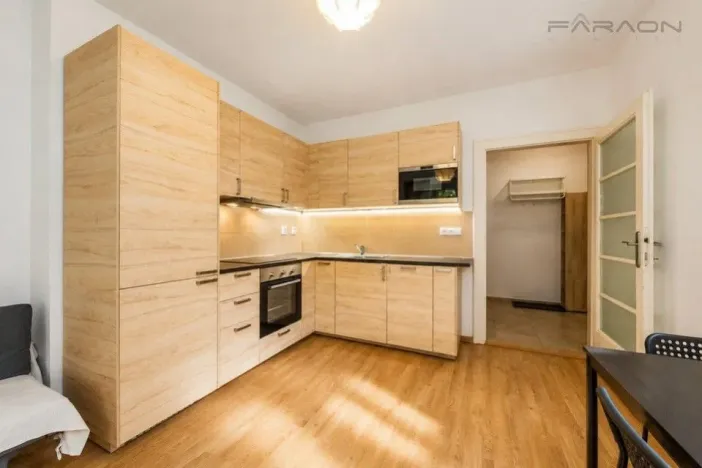 Pronájem bytu 2+kk, Praha - Žižkov, Jana Želivského, 42 m2