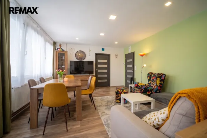 Prodej rodinného domu, Bruntál, Pod Lipami, 180 m2