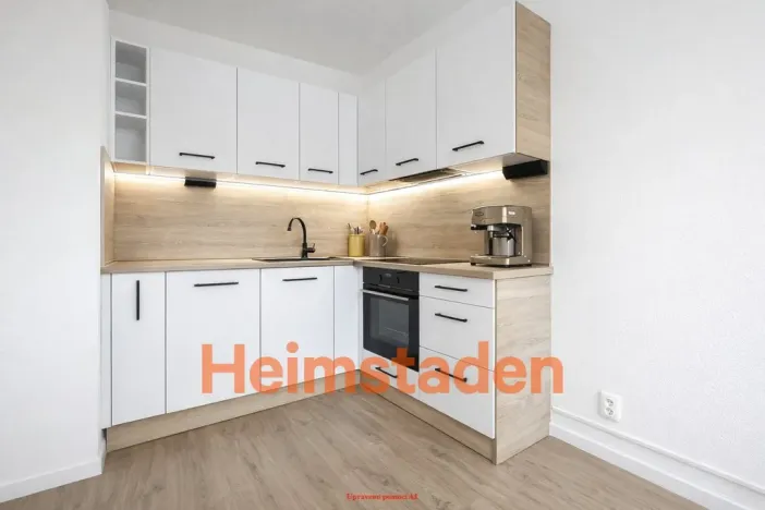Pronájem bytu 1+kk, Karviná - Hranice, Čsl. armády, 28 m2