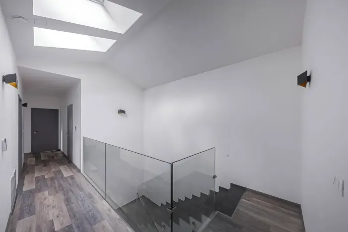 Prodej rodinného domu, Praha - Dolní Měcholupy, Na návsi, 392 m2