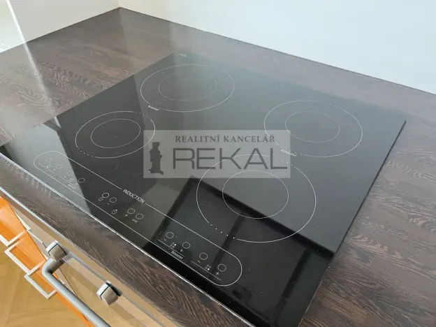 Pronájem bytu 2+kk, Praha - Košíře, Česká, 65 m2