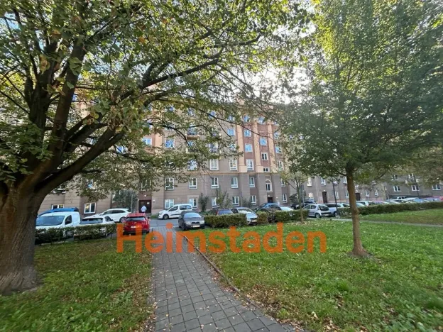 Pronájem bytu 2+1, Ostrava - Poruba, náměstí Boženy Němcové, 64 m2