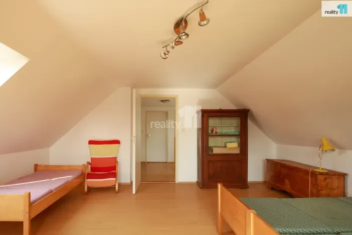 Prodej rodinného domu, Myslív, 286 m2