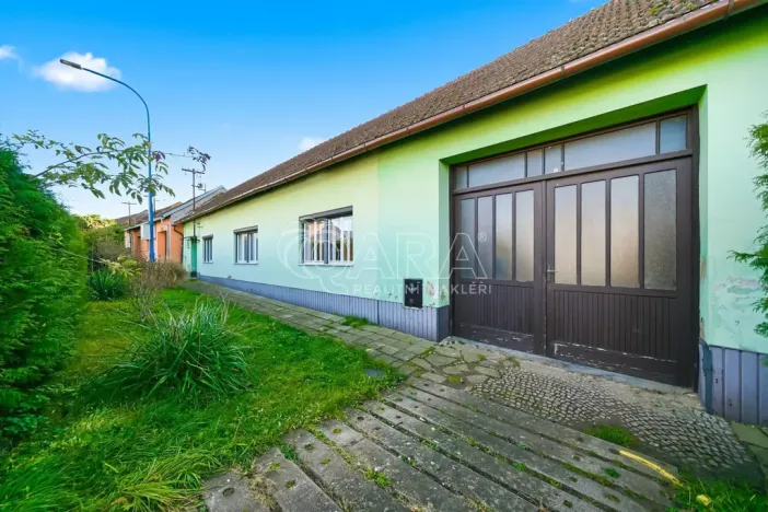 Prodej rodinného domu, Kojátky, 170 m2