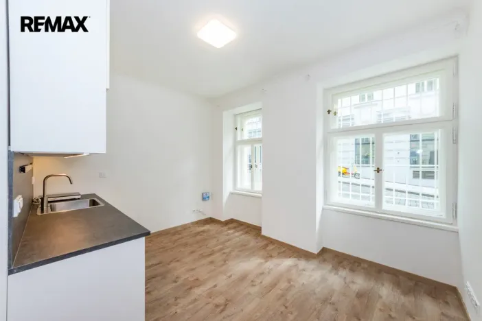 Prodej bytu 1+kk, Praha - Vršovice, Černomořská, 20 m2