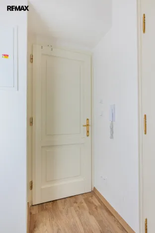 Prodej bytu 1+kk, Praha - Vršovice, Černomořská, 20 m2