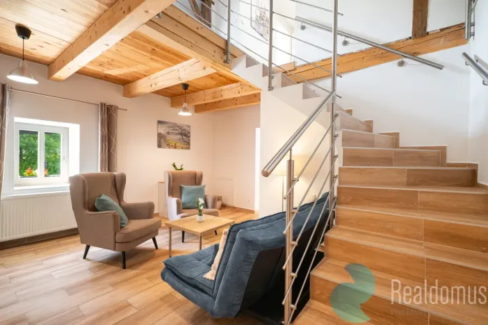 Prodej apartmánu, Rožmberk nad Vltavou, 302 m2