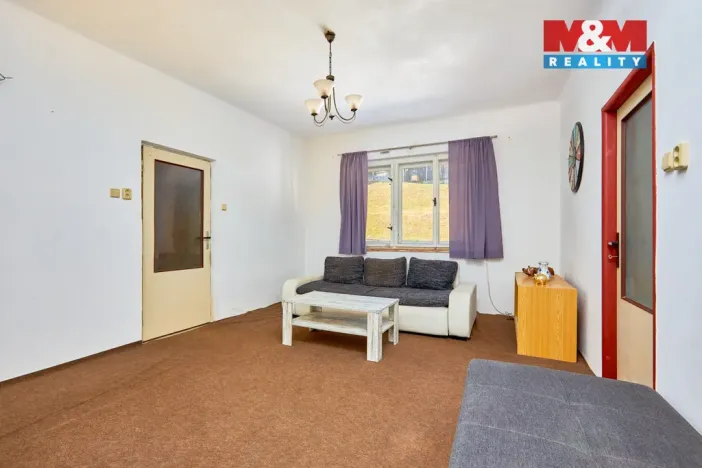 Prodej rodinného domu, Újezdec, 452 m2
