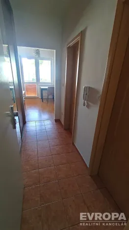 Pronájem bytu 2+1, Pardubice - Bílé Předměstí, Holubova, 62 m2