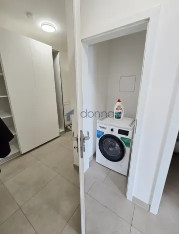 Pronájem bytu 2+kk, Praha, Nekvasilova, 62 m2