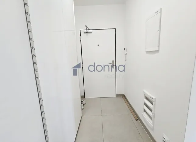 Pronájem bytu 2+kk, Praha, Nekvasilova, 62 m2