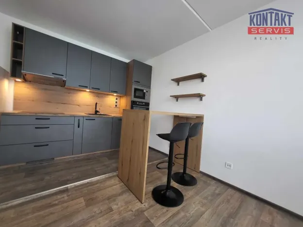 Pronájem bytu 2+kk, České Budějovice, Prachatická, 36 m2