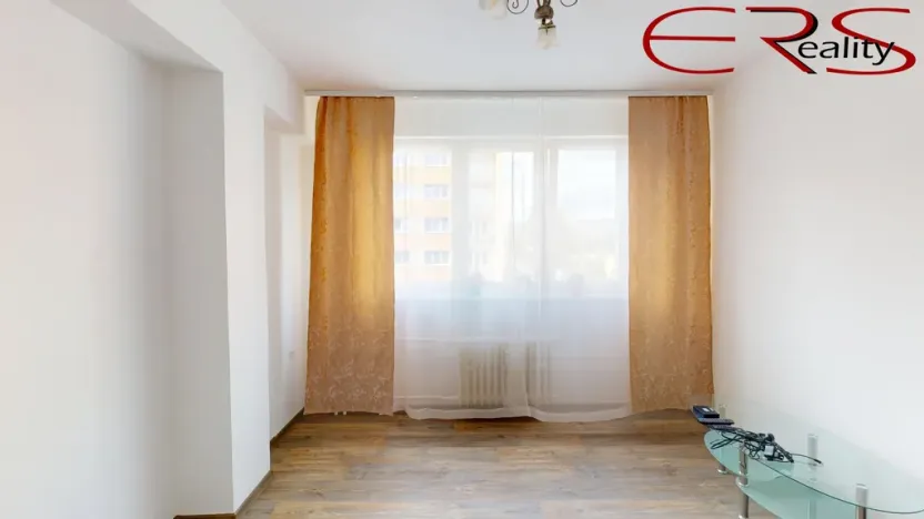 Pronájem bytu 1+1, Liberec, Nad Školou, 33 m2