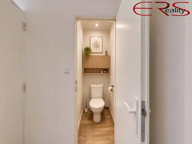 Pronájem bytu 1+1, Liberec, Nad Školou, 33 m2