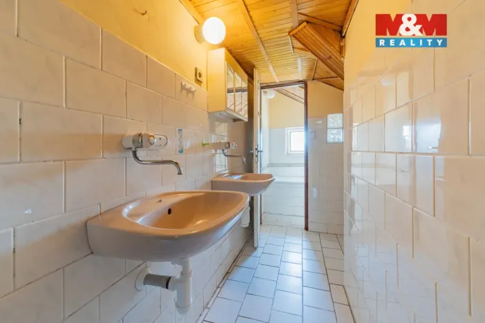 Prodej bytu 5+1, Cheb - Tršnice, 100 m2