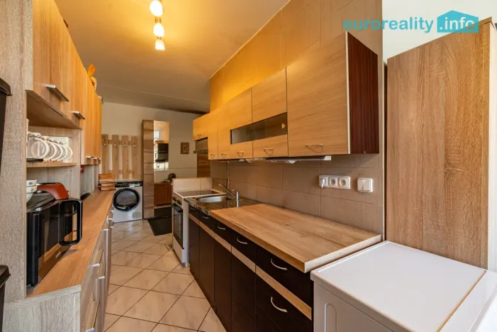 Pronájem bytu 3+1, Kraslice, B. Smetany, 62 m2