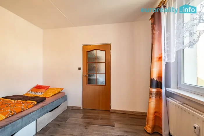 Pronájem bytu 3+1, Kraslice, B. Smetany, 62 m2