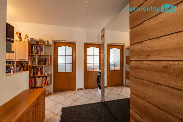 Pronájem bytu 3+1, Kraslice, B. Smetany, 62 m2