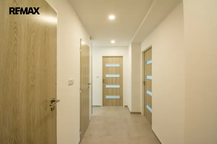 Pronájem bytu 3+1, Hradec Králové - Malšovice, Kpt. Fechtnera, 70 m2