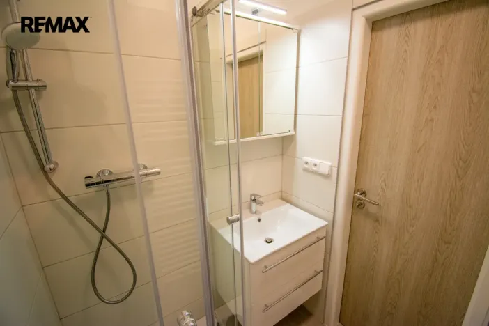 Pronájem bytu 3+1, Hradec Králové - Malšovice, Kpt. Fechtnera, 70 m2