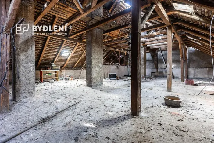 Prodej činžovního domu, Teplice, nám. Osvobození, 330 m2