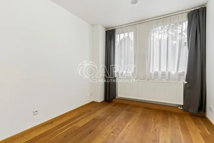 Pronájem bytu 2+kk, Praha - Vinohrady, Perucká, 41 m2