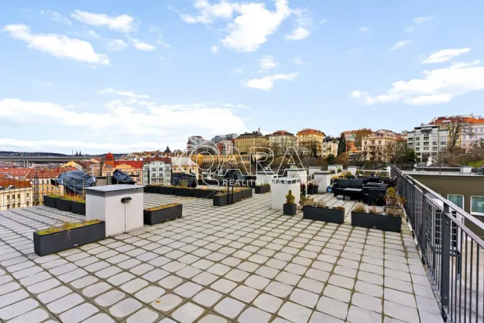 Pronájem bytu 2+kk, Praha - Vinohrady, Perucká, 41 m2