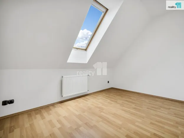 Prodej bytu 5+kk, Jesenice, Příčná II., 105 m2