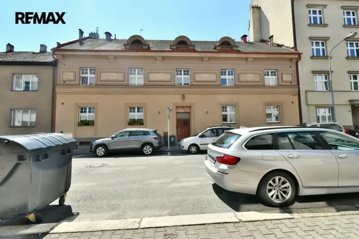 Pronájem bytu 2+kk, Hradec Králové - Pražské Předměstí, Nerudova, 46 m2
