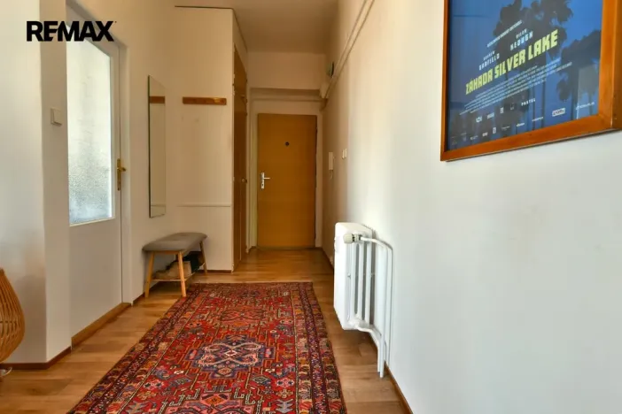 Pronájem bytu 2+kk, Hradec Králové - Pražské Předměstí, Nerudova, 46 m2