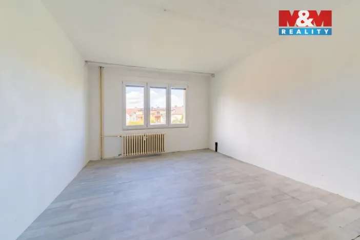 Prodej bytu 3+1, Cheb, U Stadionu, 75 m2