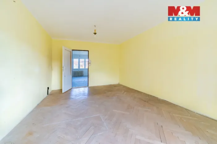 Prodej bytu 3+1, Cheb, U Stadionu, 75 m2