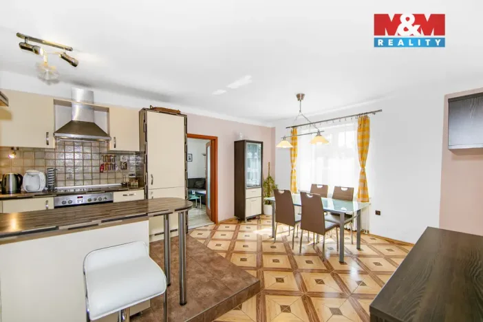 Prodej rodinného domu, Praha - Sobín, Ke Břvům, 172 m2