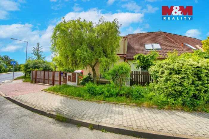 Prodej rodinného domu, Praha - Sobín, Ke Břvům, 172 m2